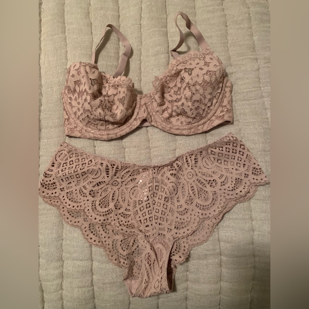 Victoria Secret bra and panty set